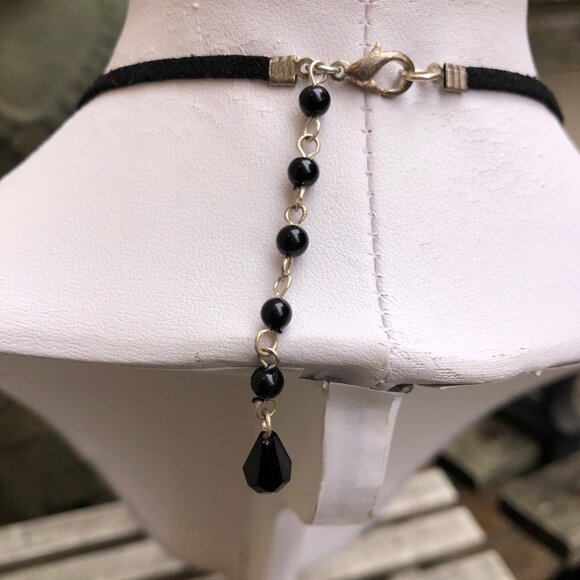 Black & white bead necklace - Picture 4 of 5